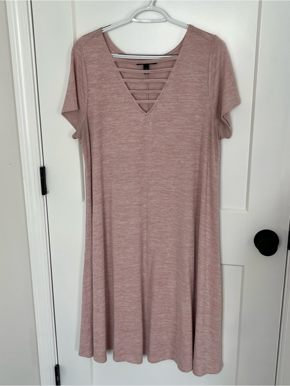 Lane Bryant Size 14/16 XL Soft Pink V-Neck TShirt Swing Dress Ladder Back Detail